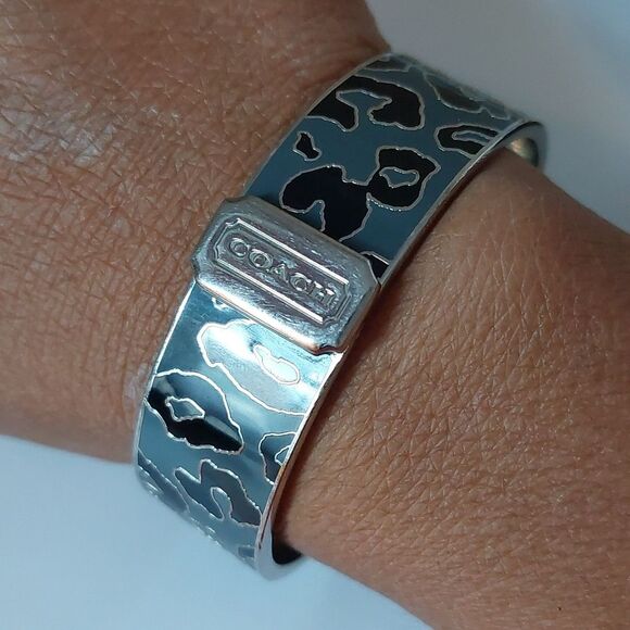 COACH 3/4" Ocelot Leopard Black Gray Silver Tone Hinged Bangle Bracelet - Picture 12 of 12